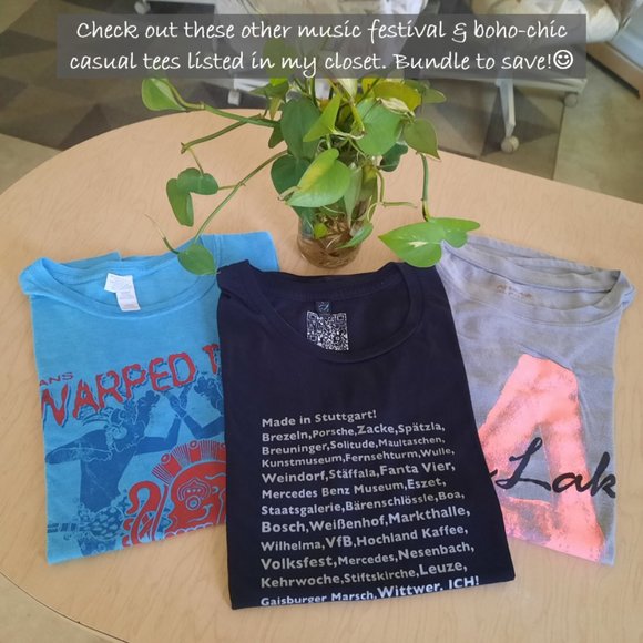 3/$15 Arizona Jeans Co. Silver Lake LA Graphic Boho Tee - Gray, Size S - Picture 13 of 16